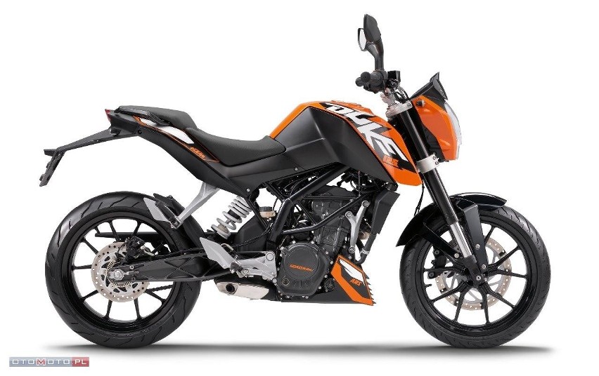 KTM 125 Duke - Motocykl napędzany 15-konnym silnikiem o...