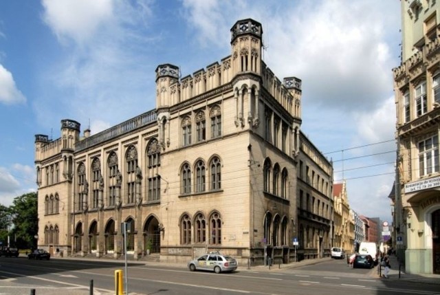 Nowa Giełda przy ulicy Krupniczej we Wrocławiu.