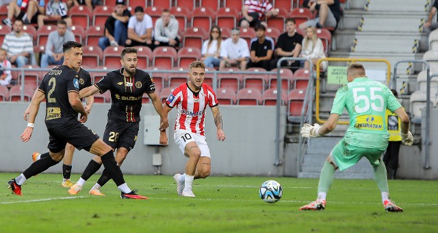 Jesienią w Krakowiec Cracovia zremisowała z Koroną 0:0