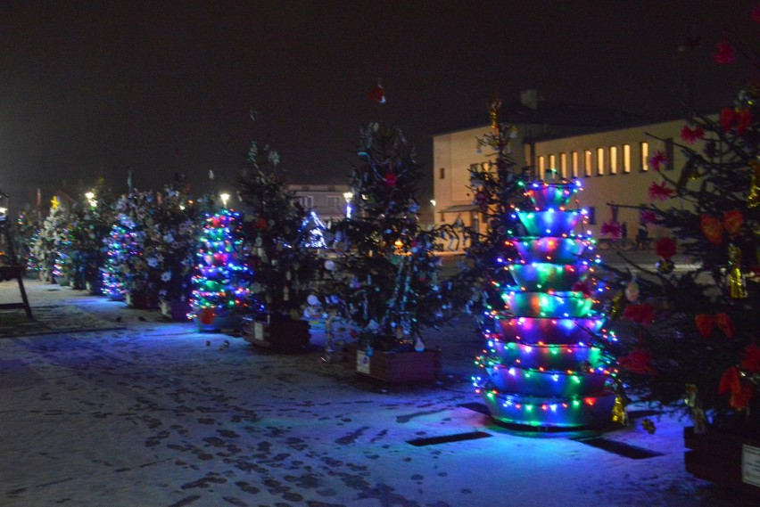 Zobacz wspaniałe świąteczne iluminacje w powiecie kieleckim [WASZE ZDJĘCIA]