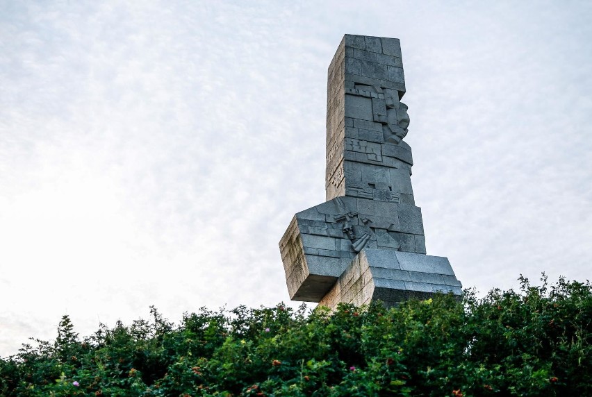 Gdańsk. Dulkiewicz na Westerplatte: autorzy specustawy dzielą Polaków. Czy wezmą za to odpowiedzialność?