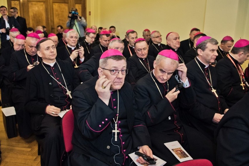 1050. rocznica chrztu Polski: Konferencja Episkopatu Polski...