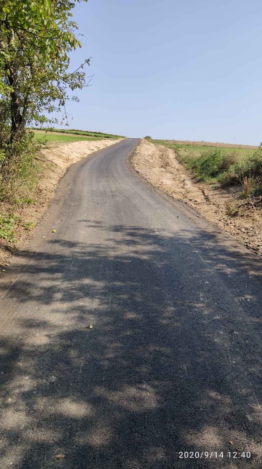 W gminie Słomniki wyremontowano sześć dróg rolniczych. Będzie łatwiej dojechać do pól