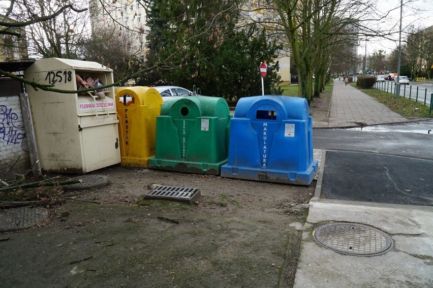 - Z uwagi na różnicę w wysokości pomiędzy schodami i...