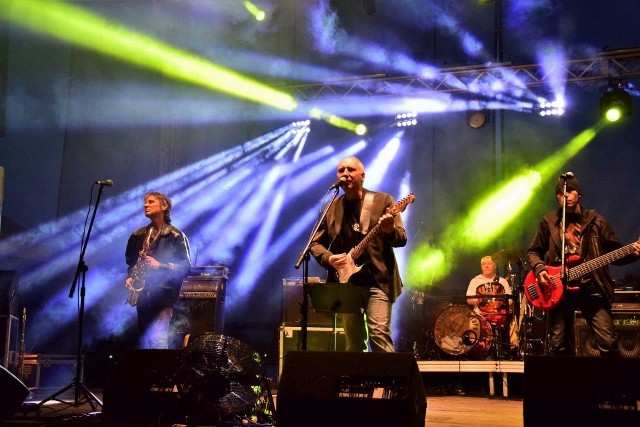 Gwiazdą tegorocznej majówki nad Gopłem były Elektryczne Gitary. Zespół przypomniał swoje największe przeboje i rozbujał kruszwicką publiczność. W Kruszwicy wystąpił również zespół InoRos, znany z programu "Must Be The Music".