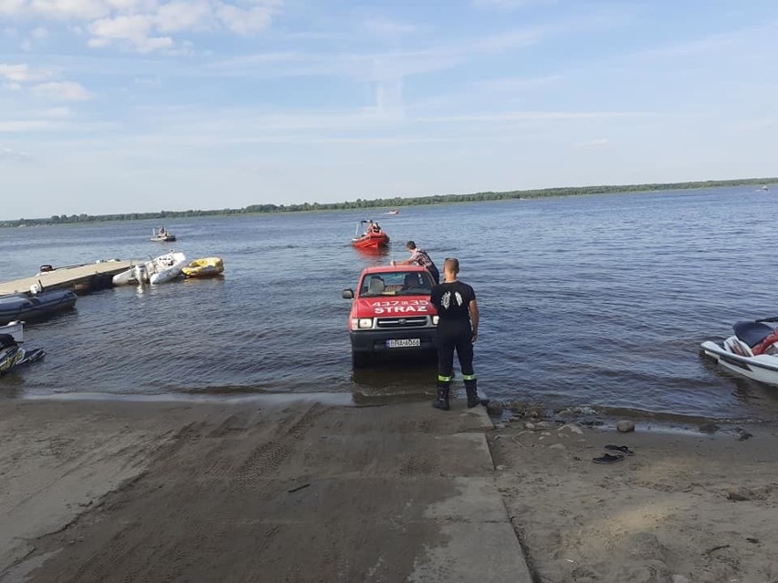 Zalew Siemianówka. Utonął 57-letni mężczyzna. Kąpał się na dzikim kąpielisku w miejscowości Nowa Łuka [18.08.2019]