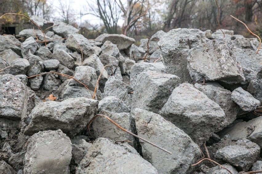 Kraków. Trasa Łagiewnicka z utrudnieniami. Zawieszone będzie kursowanie pociągów, pasażerowie pojadą tramwajami na bilecie kolejowym ZDJĘCIA