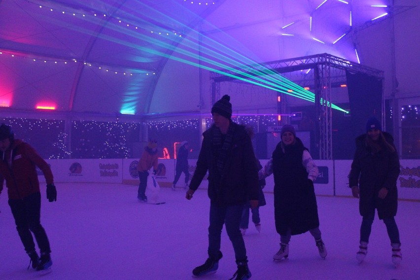 Udane Ice Party w Szwajcarii Bałtowskiej. Dobra muzyka i świetna zabawa. Zobacz zdjęcia 
