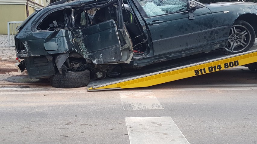 Wypadek na skrzyżowaniu ulic Piotra Skargi i Monte Cassino w Szczecinie. Jedna osoba ranna 