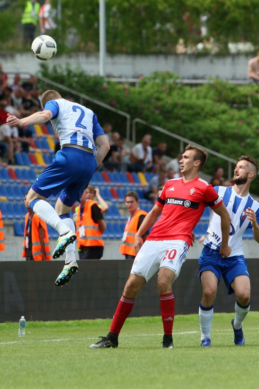 Wisła Puławy - Górnik Zabrze 0:1. Wracają do Ekstraklasy!