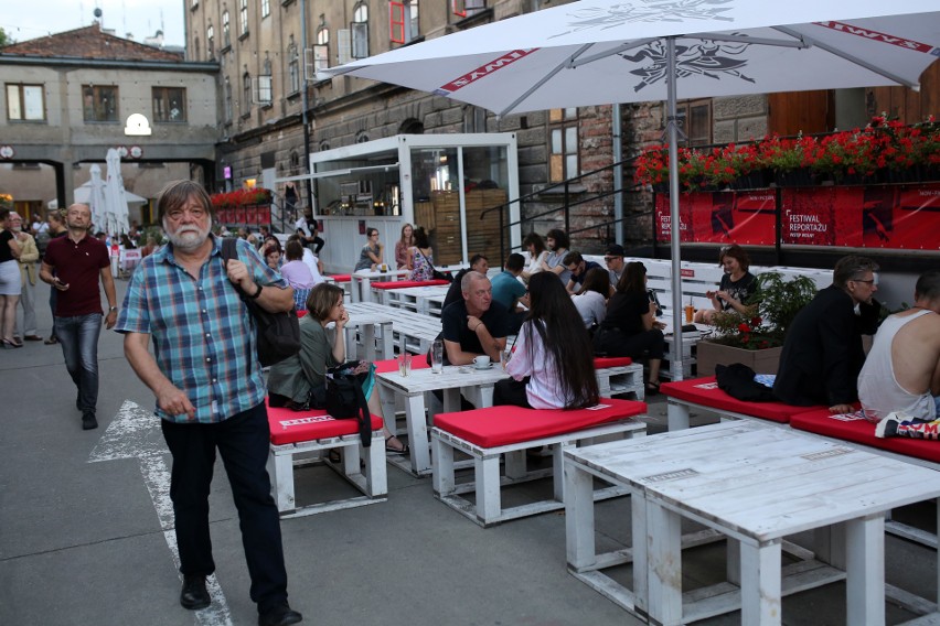 Kraków. Weekend na Dolnych Młynów. Piękna pogoda sprzyja dobrej zabawie! [ZDJĘCIA]