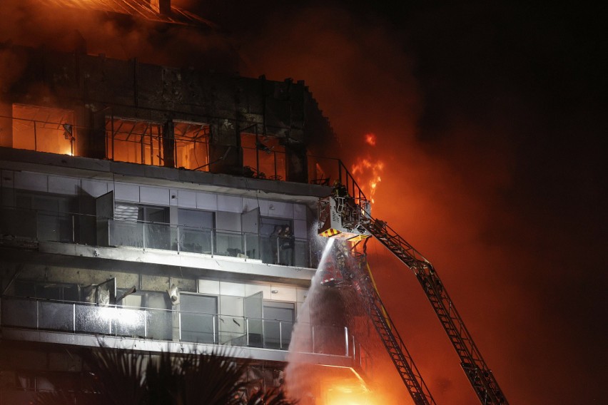 Pożar budynku w Walencji