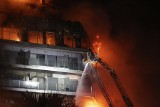 Ogień zajął cały budynek w Walencji. Co najmniej cztery osoby nie żyją