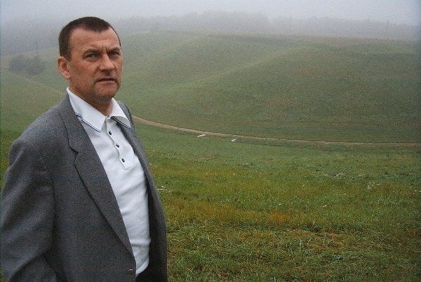 Zdaniem prezesa Mariusza Wróblewskiego  Dolina Kasztelana to najlepsze miejsce na  jeździeckie potyczki w pogoni za lisem.