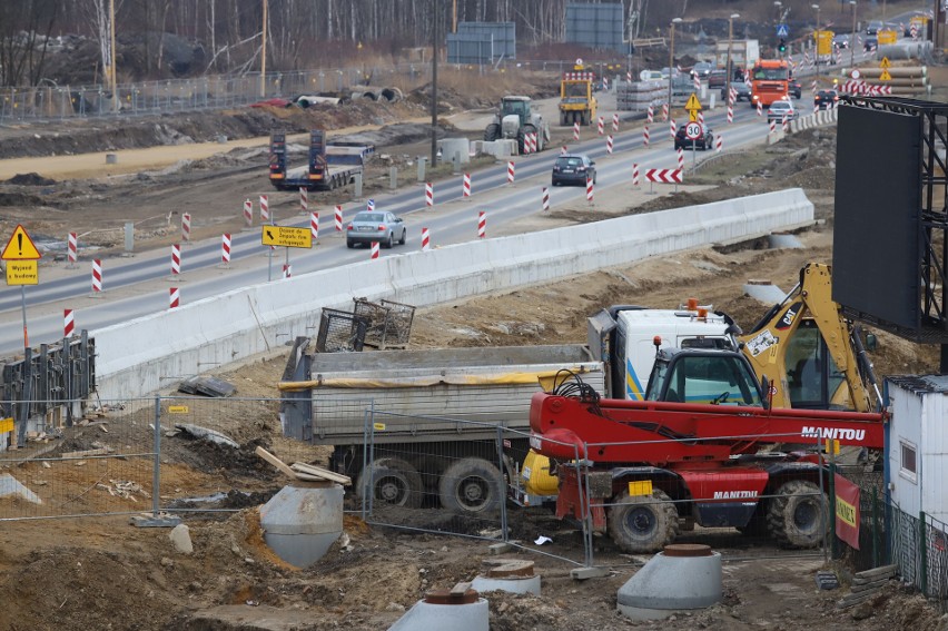 Przebudowa DK94 w Sosnowcu. Zdjęcia z 7 marca 2020....