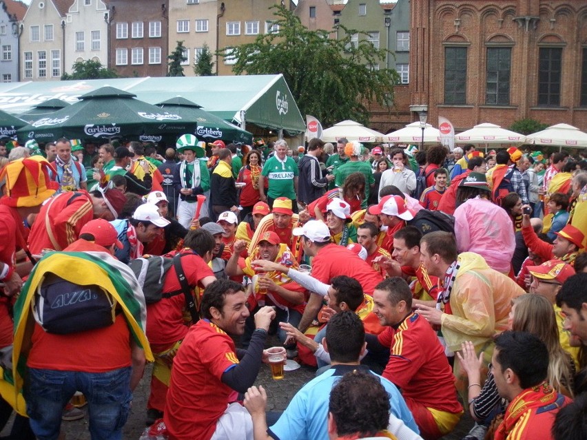 Irlandczycy i Hiszpanie przed meczem