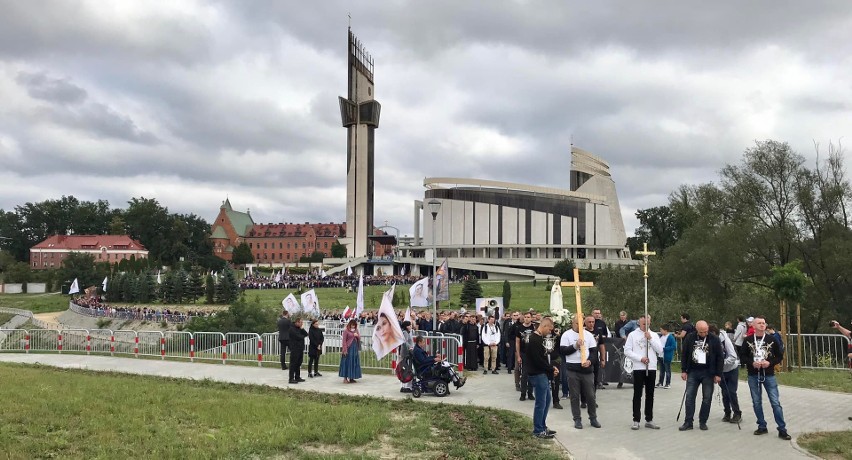 Kraków. Walczą o święte życie. Wojownicy Maryi przybyli do sanktuariów w Łagiewnikach 