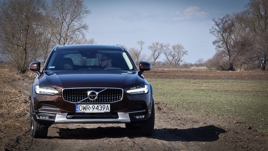 Testujemy nowe Volvo V90 CC [PROGRAM SIÓDMY BIEG]