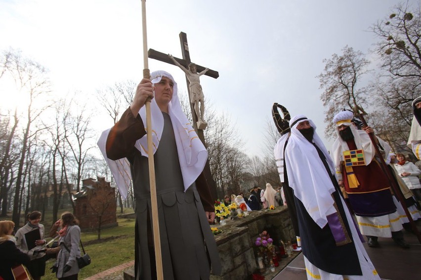 Wczoraj przeżywaliśmy uroczystości Wielkiego Czwartku