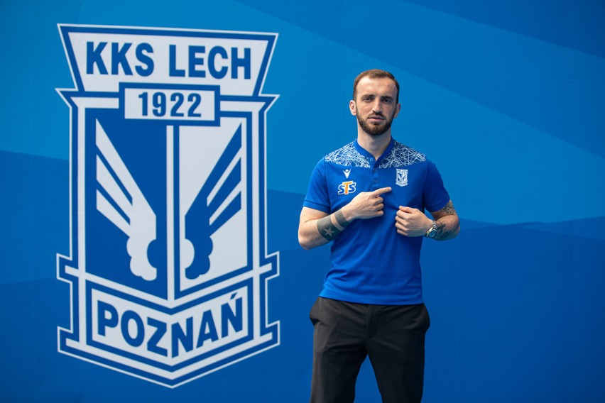 Transfery. Nie Legia, ale dalej Lech Poznań. Nika Kwekweskiri przedłużył umowę do 2023 roku