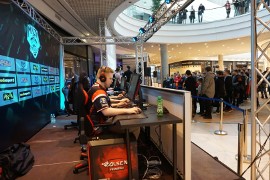 Galeria Malta: Najlepsi polscy gracze komputerowi zjechali do Poznania.  Wzięli udział w turnieju e-sportu [ZDJĘCIA] | Głos Wielkopolski