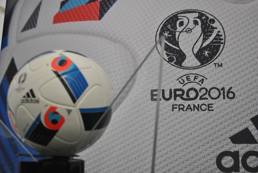 Prezentacja piłki na Euro 2016 Adidas Beau Jeu