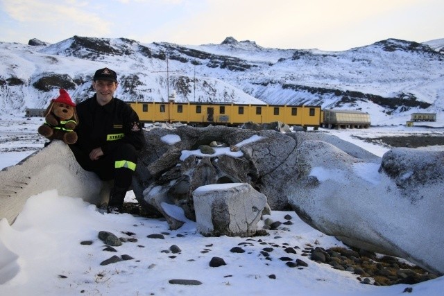Bydgoski strażak w Polskiej Stacji Antarktycznej [zdjęcia]