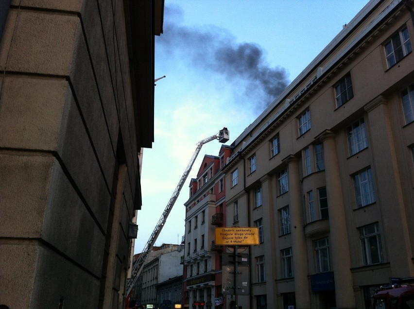 Kraków: pożar hotelu Wielopole [ZDJĘCIA INTERNAUTY]