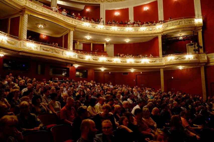 Podczas koncertu Brsci z Krzysztofem Cugowskim Teatr Wielki...