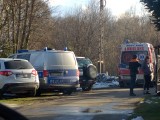 Tajemnicza tragedia w Szaflarach. W środę znaleziono dwóch martwych braci. Policja bada sprawę  