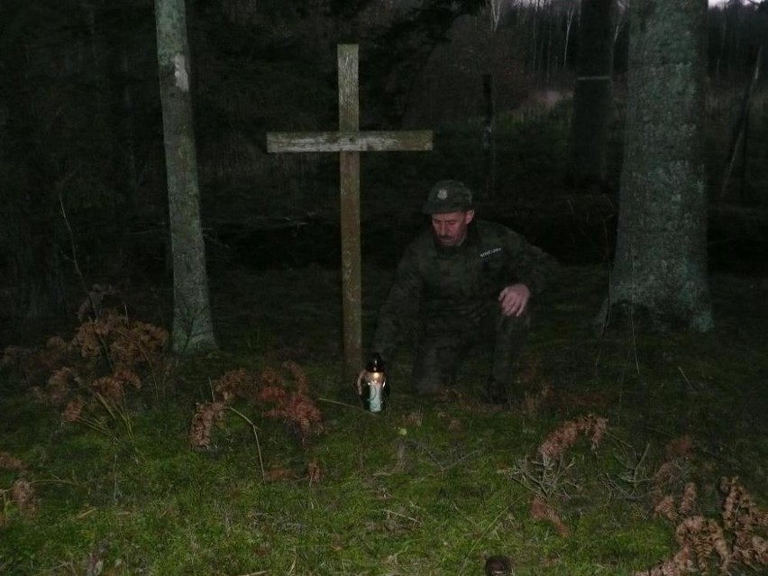 Nadleśnictwo Szczebra. Leśnicy zadbali o leśne miejsca pamięci (zdjęcia)