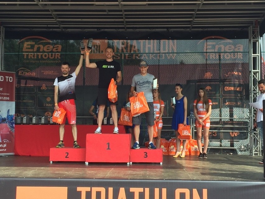 W pierwszym dniu JBL Triathlon Sieraków (zawody wchodzą w...