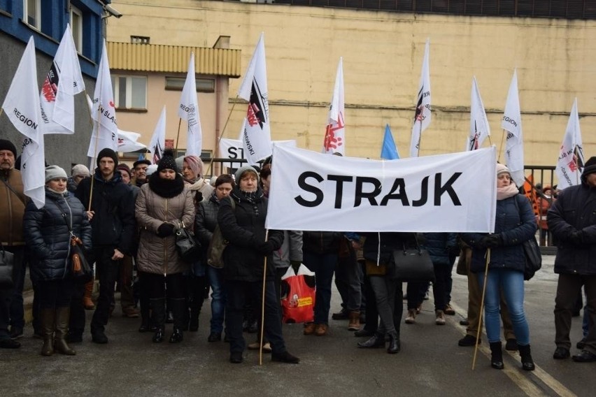 Zawiercie: Strajk w odlewni nadal trwa