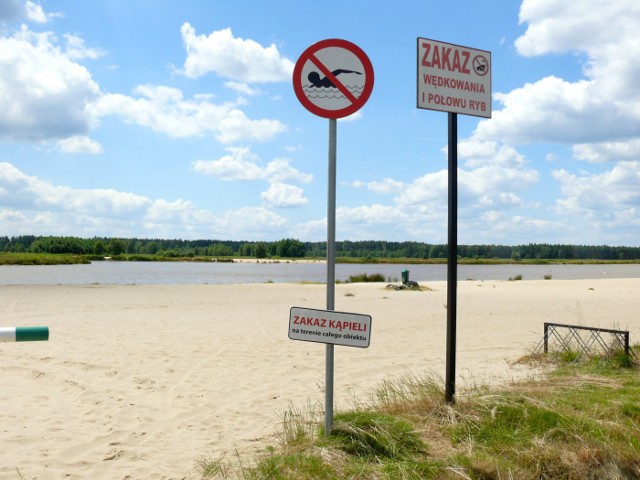 Zalew w Powdolinie jest piękny, ale jest tam zakaz kąpieli.