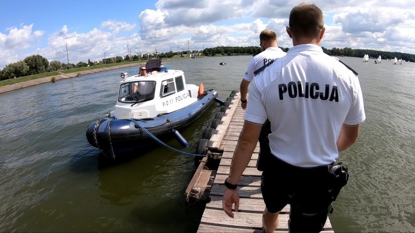 Lubelscy policjanci podsumowali sezon nad Zalewem Zemborzyckim. Zobacz jak pełnili swoją służbę [wideo]