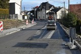 Ponad 15 mln zł na przebudowę drogi w Pszowie i Syryni! Roboty idą pełną parą. Umożliwiają to dodatnie temperatury ZDJĘCIA