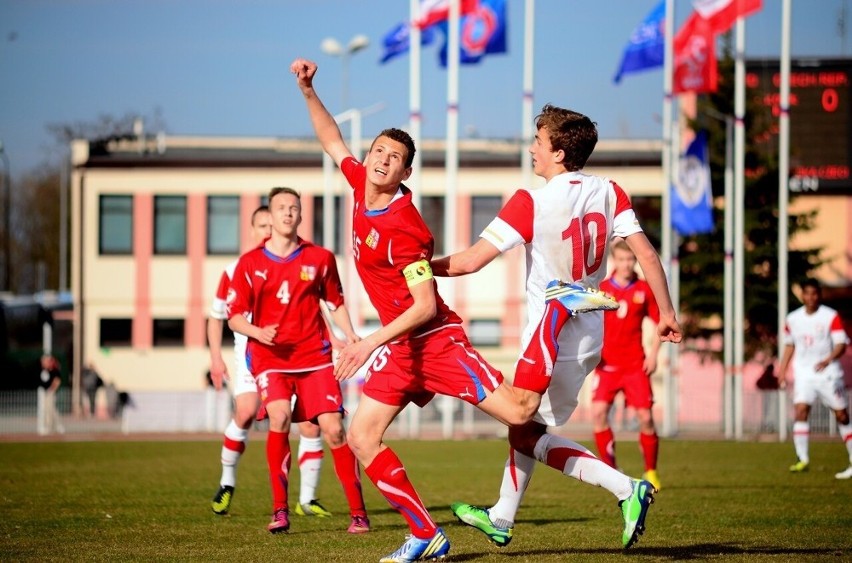 Polska - Czechy U-18 1-0 (1-0), Kędzierzyn-Koźle. Z numerem...