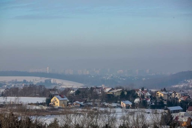 W niedzielę Kraków spowijała gruba warstwa smogu