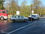 Wypadek na skrzyżowaniu w Radomiu. Jedna osoba przewieziona do szpitala