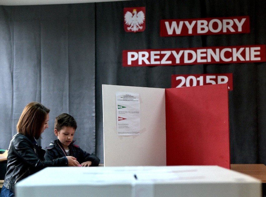 Wybory prezydenckie 2015: Głosowanie trwa (ZDJĘCIA, WIDEO, RELACJA)