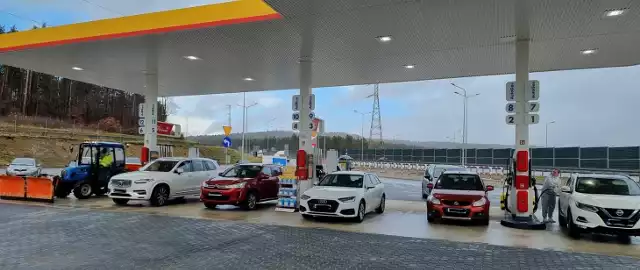 Na parkingu w Szewcach przy krajowej drodze S7 (w kierunku Warszawy) powstanie stacja paliw Shell