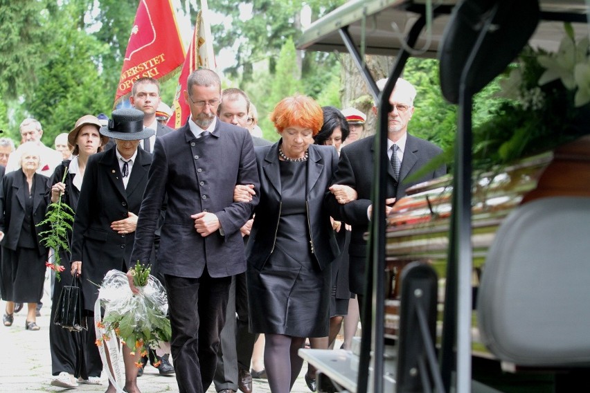 Wrocław: Pogrzeb prof. Wojciecha Wrzesińskiego, byłego rektora (ZDJĘCIA, HISTORIA)