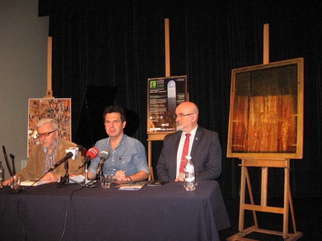 W czwartek o „Oknach” mówili w Resursie: Marcin Kępa-w środku, Wiesław Chudoba(z lewej) i Dariusz Żytnicki, dyrektor”Konopnickiej”.