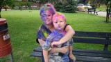 Mieszkańcy Nowej Soli przeżyli kolorowy zawrót głowy. Powód? Kolor Fest, czyli festiwal z kolorowym proszkiem i klubową muzyką [GALERIA]