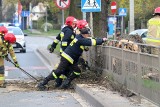 Akcja straży na Pilczyckiej we Wrocławiu. Ulica zamknięta dla ruchu (ZDJĘCIA)