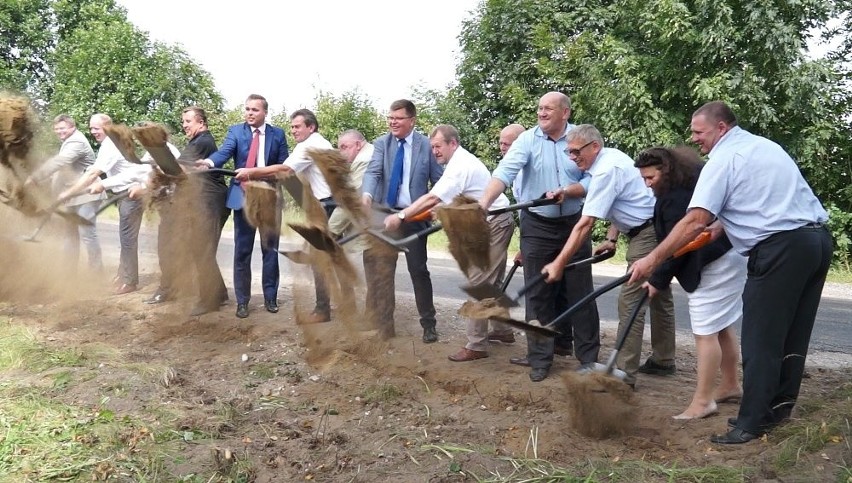 Największa inwestycja w historii Ciechanowca. Przebudowa DW...