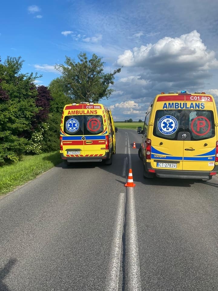 Wypadek w Różankowie. Auto przewróciło się na bok. Kierująca dostała 1500 zł mandatu!