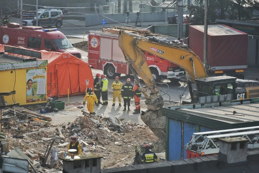 Wybuch gazu na Dębcu: Znaleziono głowę jednej z ofiar