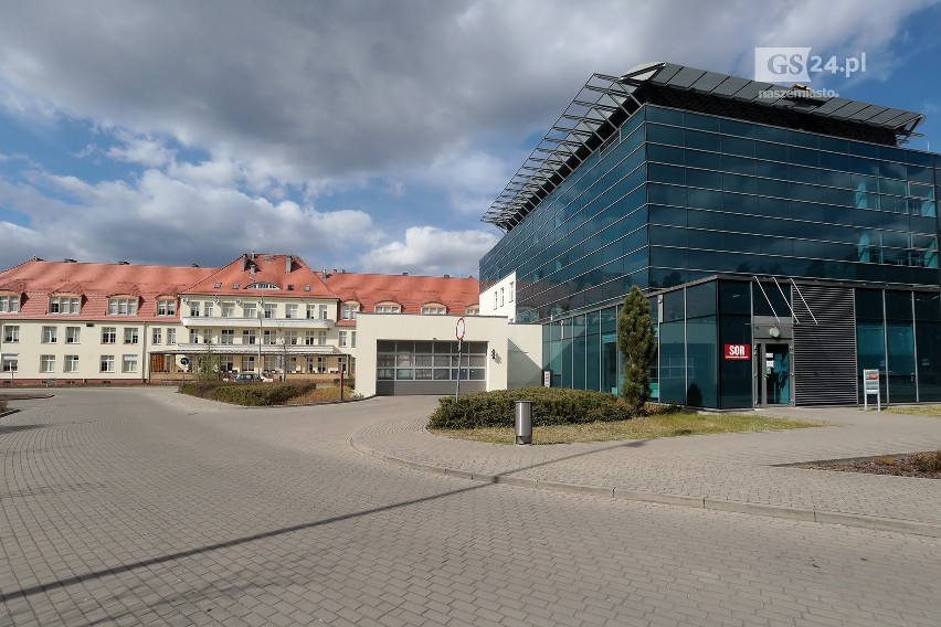 Szczecin. Osiem zakażonych osób z personelu w szpitalu w Zdunowie. Kiedy otwarcie poradni i SOR-u?