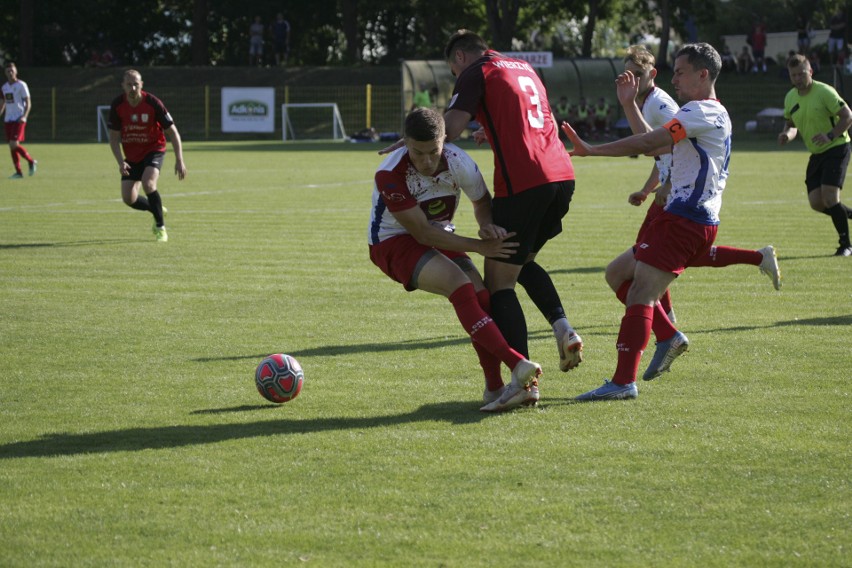 IV liga: Gryf Słupsk - Wierzyca Pelplin 6:0. Zwycięstwa Aniołów i Pogoni. Remis Jantara